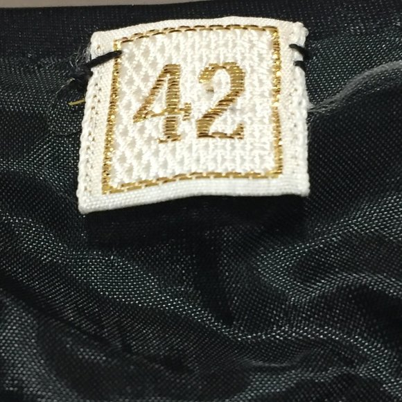 VINTAGE EMBROIDERED CARDIGAN SWEATER SIZE M - Picture 5 of 5